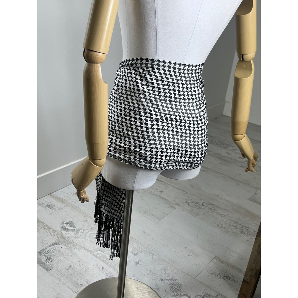 Silk Houndstooth Fringe Scarf 64" x 12.5" - Picture 5 of 6